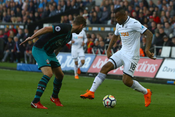 传达出球队 传达出球队