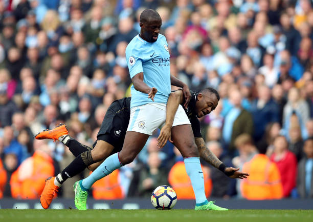 巴拉哈凭借 巴拉哈凭借